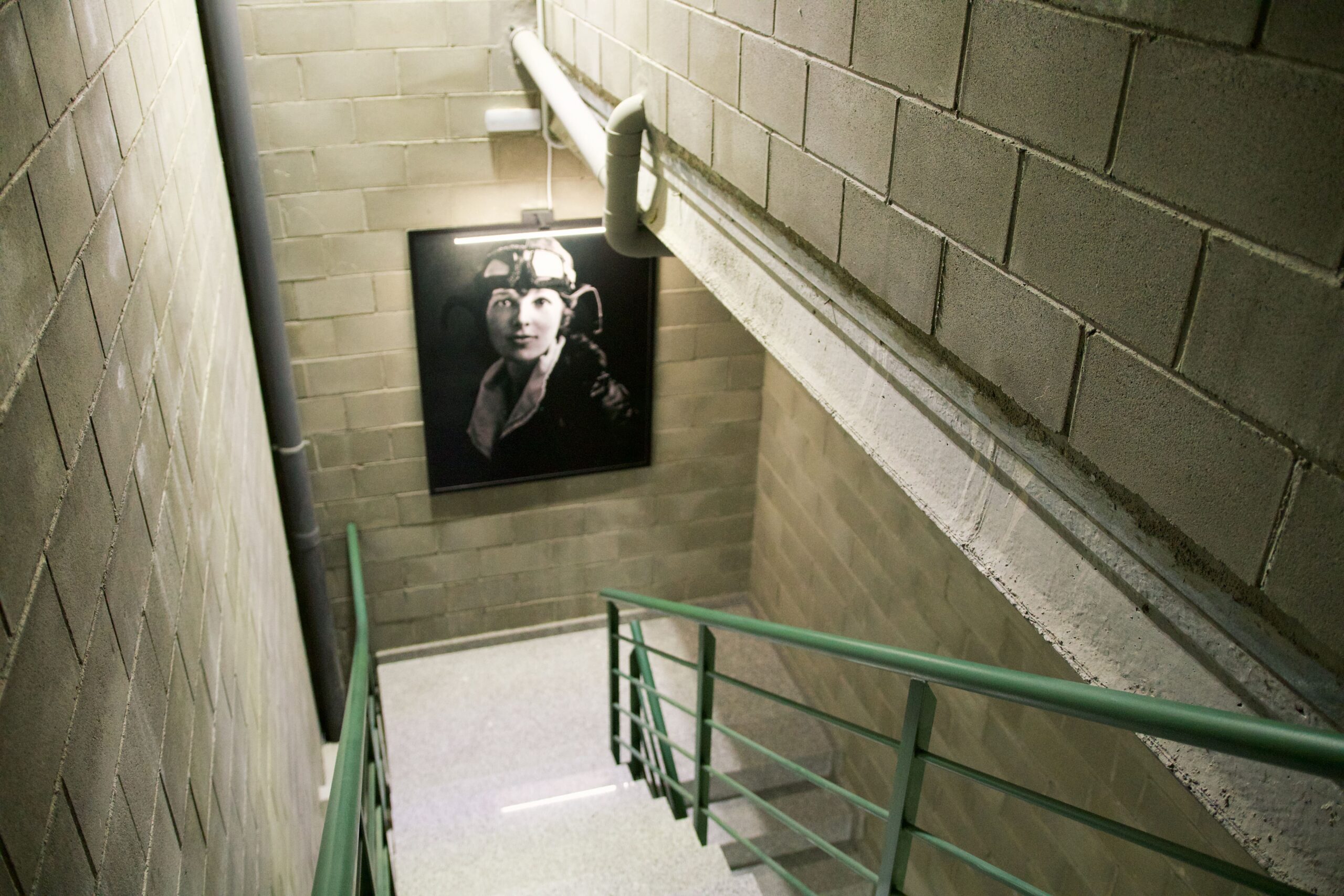 831C8384-6A34-4169-BECD-516ED1E604BC